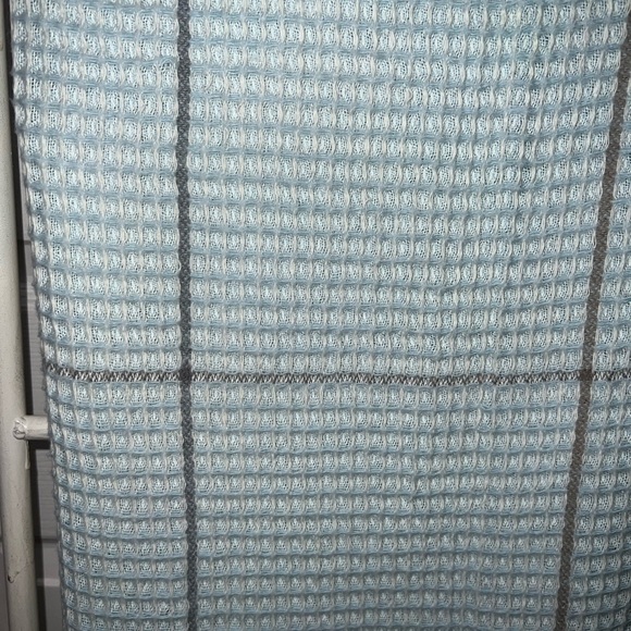 Nido Notte Italian Waffle Weave Throw/Blanket 51”x60” EUC - Picture 3 of 4